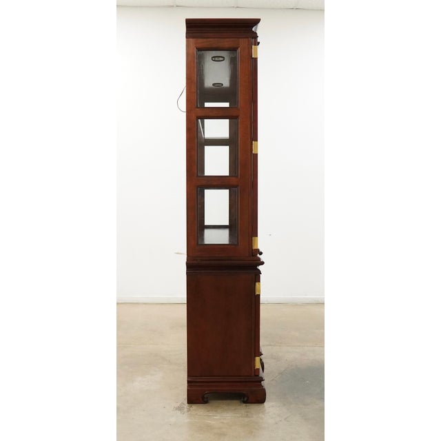 Vintage Universal Furniture Ming-Style Display Cabinet, Attributed For Sale In Austin - Image 6 of 16