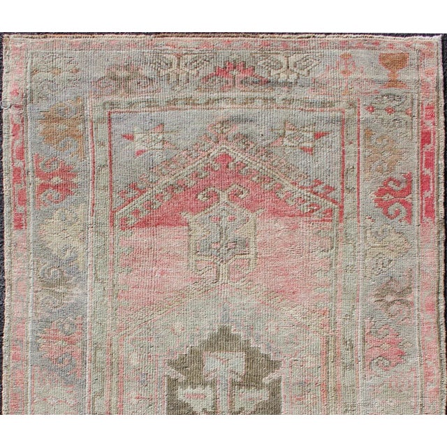 Vintage Turkish Oushak Rug With Soft Taupe and Blush Pink Accents 3'2 X 5'9 For Sale - Image 4 of 11