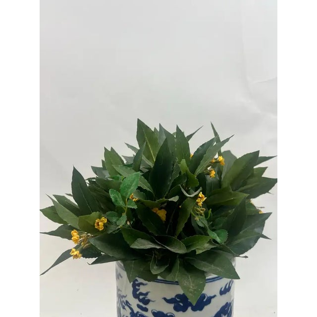 Chinese Qing Dynasty Style Blue & White Dragon Motif Porcelain Planter For Sale In New York - Image 6 of 10