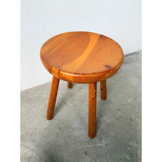 Pine Stool attributed to Charlotte Perriand for Les Arcs, 1960s For Sale - Image 17 of 18
