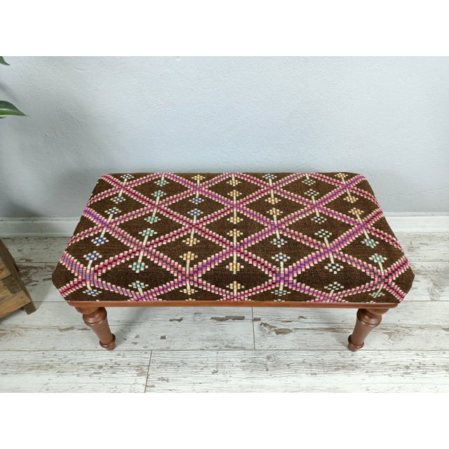 Details SIZE: 18X18X36 Inches ( with legs ) - 45x45x90 cm TYPE: Handmade Ottoman Bench CONDITION: is good. CONSTRUCT: It...