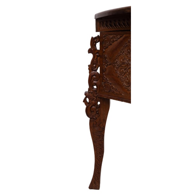1920s Indonesian Hand Carved Treasure Box on Stand, 1920s For Sale - Image 5 of 13