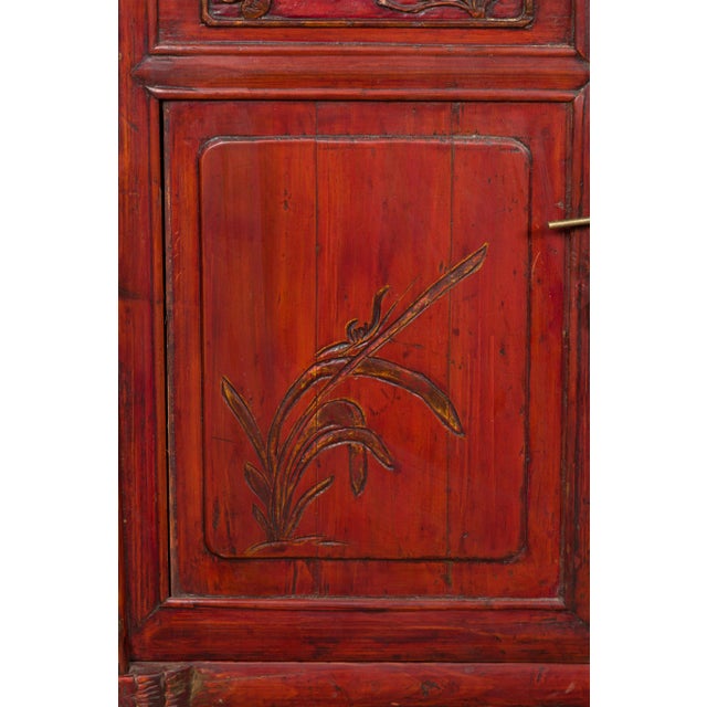 Chinese Red Lacquered Blanket Chest with Gilt Motifs and Guardian Lions For Sale - Image 9 of 12