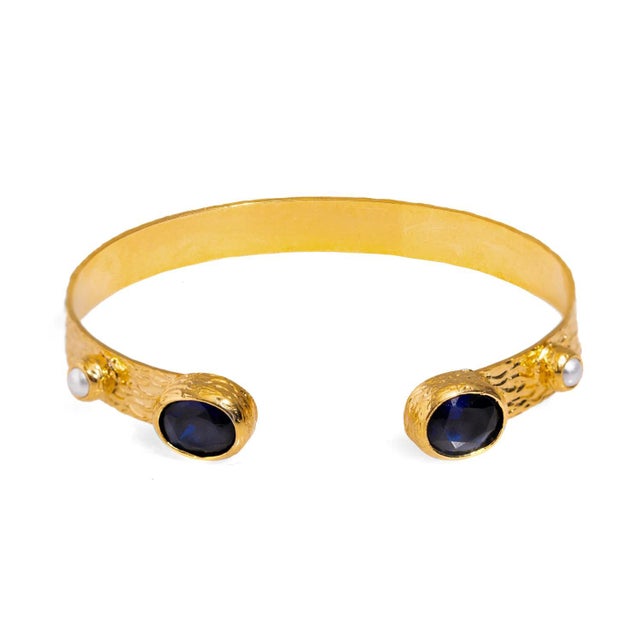 Metal Cleopatra Sapphire & Pearl Adjustable Gold Cuff Bracelet For Sale - Image 7 of 7