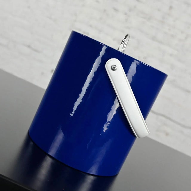 Vintage Mid-Century Modern Blue Ice Bucket by Morgan & Company Bucket Brigade For Sale - Image 4 of 13