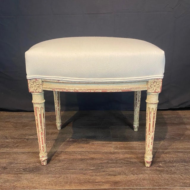 French Louis XV Painted Wood Ottomans With New Upholstery -a Pair For Sale In Portland, ME - Image 6 of 11