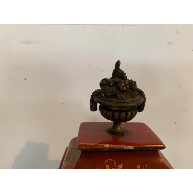 Red 20th Century Red Lacquered Wooden Cartel Clock with Chinese Decoration For Sale - Image 8 of 13