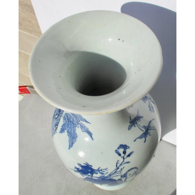 Late 19th Century Antique Chinese Kangxi Balaster Vase For Sale - Image 5 of 11