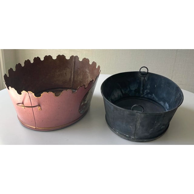 Vintage Chinoiserie Monteith Tole Cachepot With Liner For Sale In Miami - Image 6 of 8