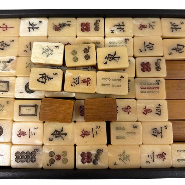 Brown Mid-20th Century Vintage Chinese Mah-Jong Game Set For Sale - Image 8 of 10