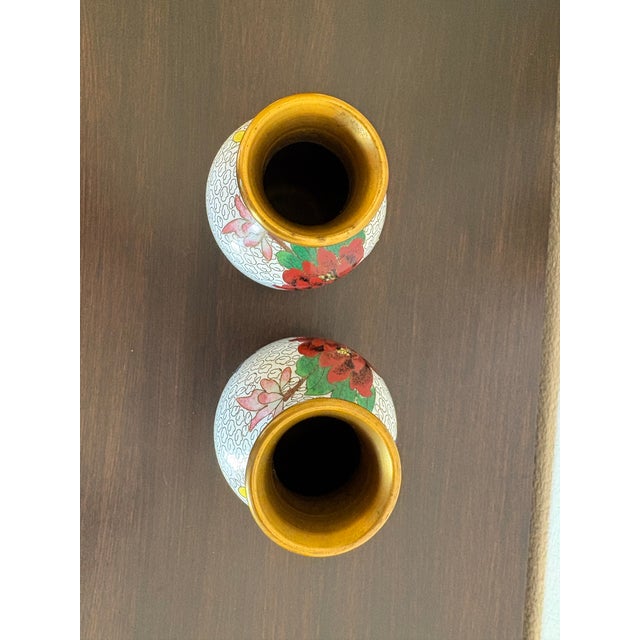 Medium Vintage Chinoiserie Decorative Mid Century Modern Vases-a Pair For Sale - Image 4 of 5