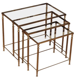 Mid-Century Set of 3 Nesting Tables For Sale