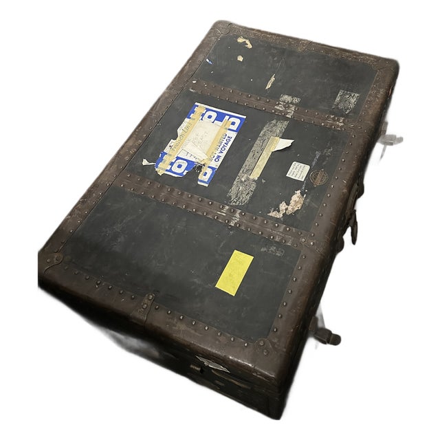 Mid- 20th Century, Vintage, Flat Top, Edwardian Steamer Trunk For Sale