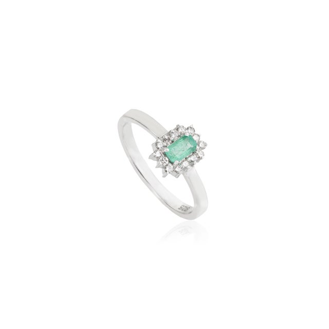 Art Deco Minimalist 0.28 Carat Emerald Halo Diamond Ring in 925 Silver, Size 7 For Sale - Image 3 of 11
