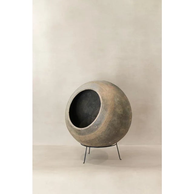 Vintage Nupe Pot – Handcrafted Elegance for Your Space Add a touch of timeless style and rustic charm to your home or...