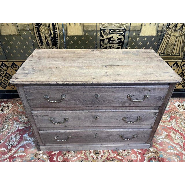 Period: 18th century Style: Other Style Condition: Fully restored in our whorkshop Material: Solid wood Length: 133Height:...