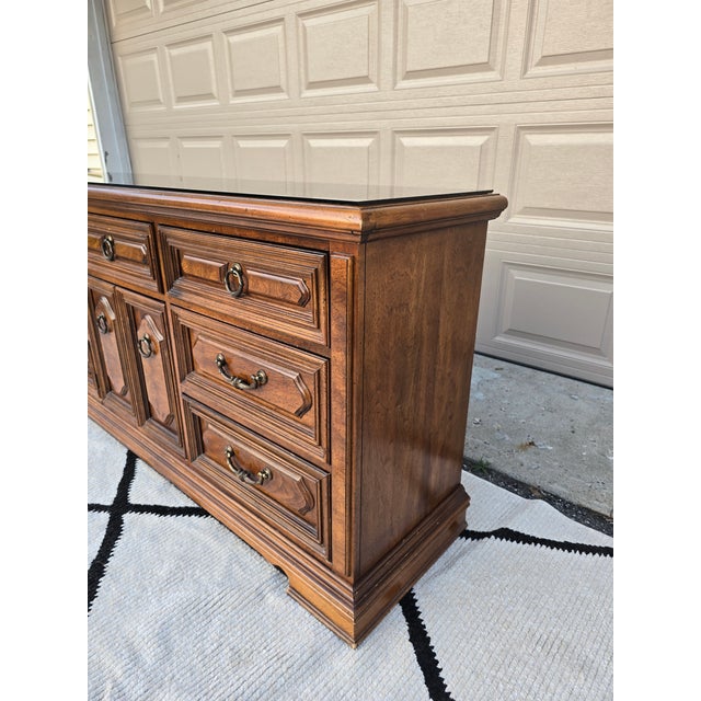 Vintage Traditional Solid Wood 9-Drawer Dresser / Credenza With Glass Top For Sale - Image 11 of 13