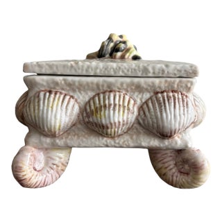 Vintage Portuguese Majolica Seashell Motif Decorative Trinket Box For Sale
