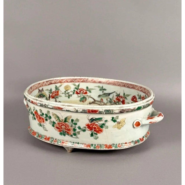 Porcelain garden set in the famille verte style, Kangxi period (1662-1722), China For Sale - Image 4 of 6