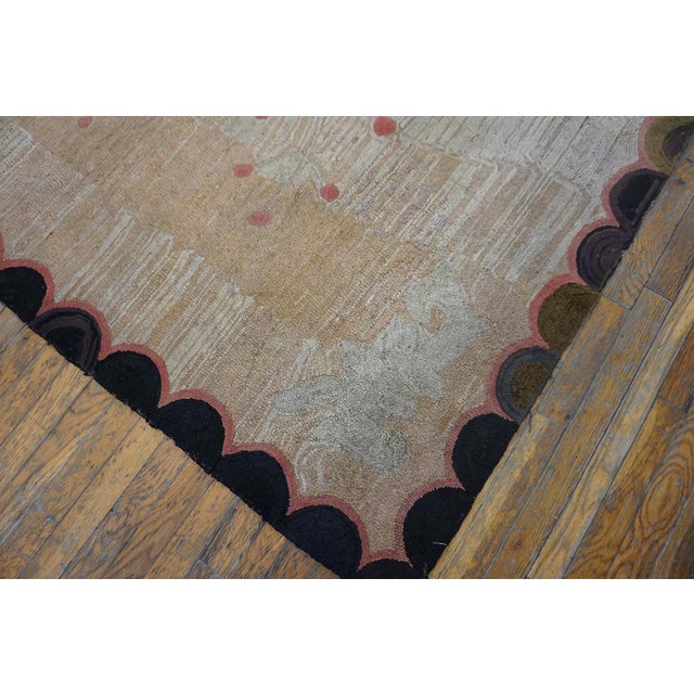 Early 20th Century 1900s Ivory Star Folk Art Antique American Hooked Rug 5'8" X 6'8" Hooked - Loop Pile Wool Cotton Carpet For Sale - Image 5 of 6