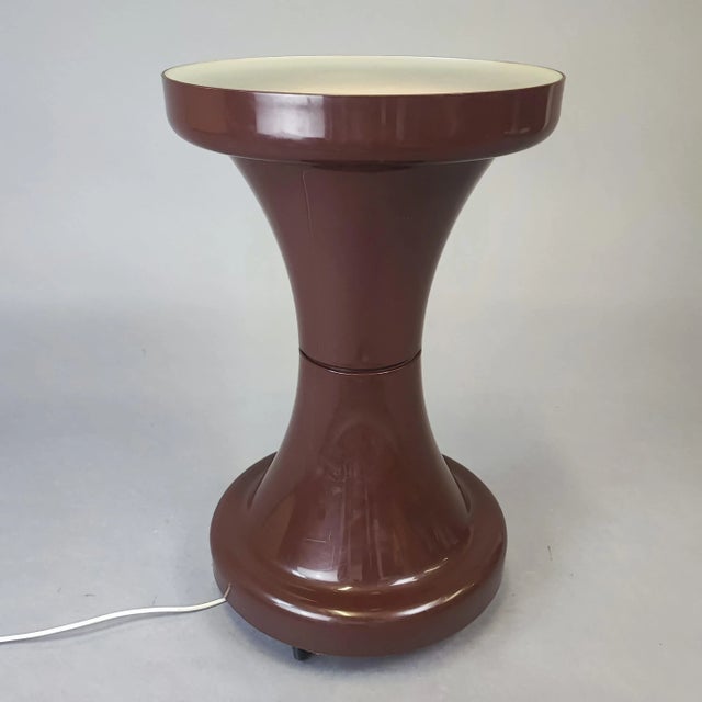 Space Age Illuminated Tulip Coffee Table, 1970s For Sale - Image 4 of 11