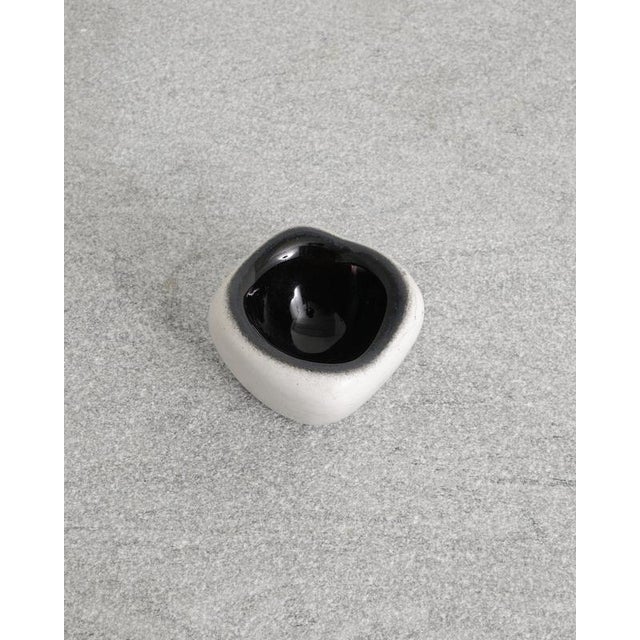 French Mid-Century White & Golden Ceramic Bowl by Denise Gatard, 1960s For Sale - Image 3 of 7