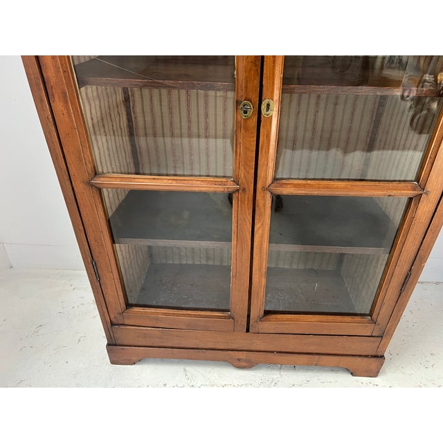 Antique Display Cabinets in Cherry Wood, 1800s, Set of 2 For Sale - Image 15 of 18