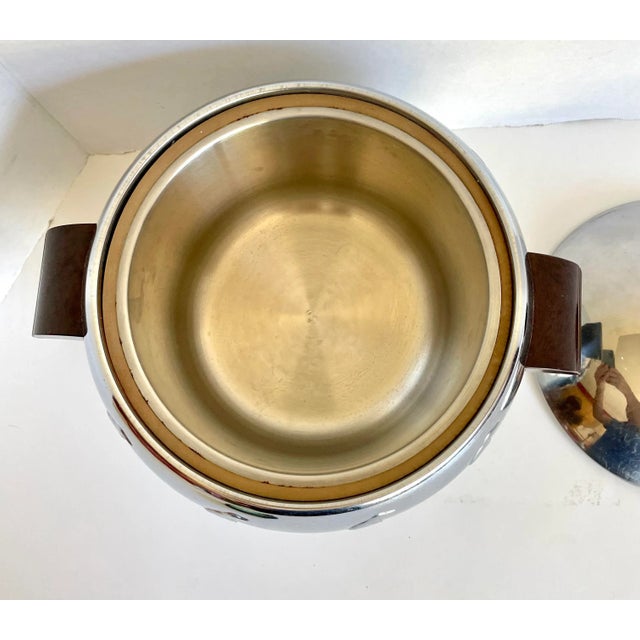 Mid-Century West Bend Penguin Hot/Cold Lidded Server For Sale In Los Angeles - Image 6 of 9