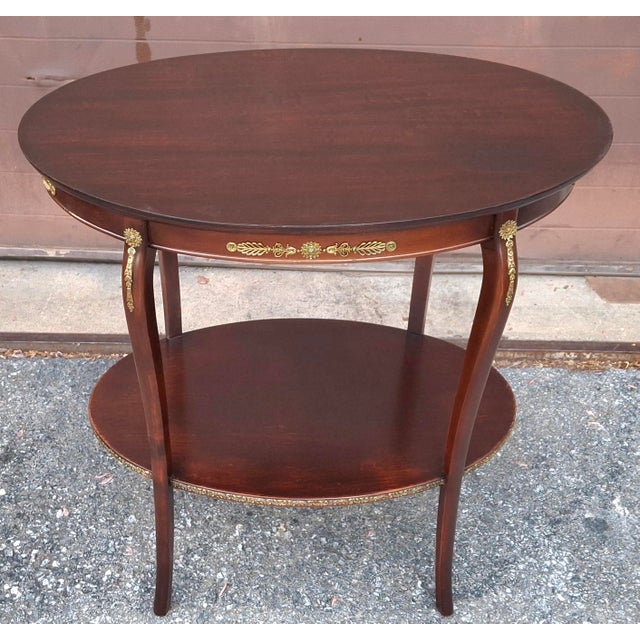 French Early 20th C. Refinished French Regency Mahogany Tiered Tea Side Table With Brass Accents For Sale - Image 3 of 13