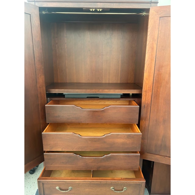 1990s Ethan Allen Medallion Collection Bedroom Set (California King Bed Frame) For Sale - Image 10 of 18