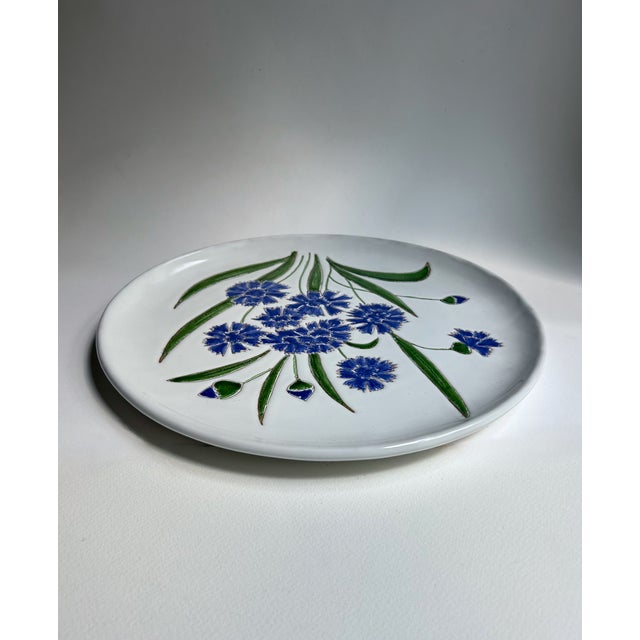 Late 20th Century Italian Glazed White Pottery Platter With Blue Cornflowers For Sale - Image 18 of 18