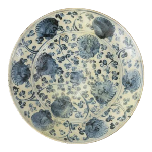 17th Century Chinese Ming Dynasty Export Blue and White Charger, Restored