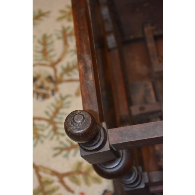 1940s Attributed to Kittinger Carved Walnut Wooden Coffee Table W/ Extending Leaves For Sale - Image 13 of 15