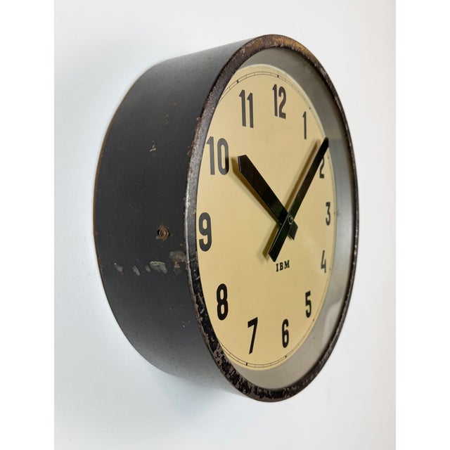 1950s Industrial Black Factory Wall Clock from IBM, 1950s For Sale - Image 5 of 17