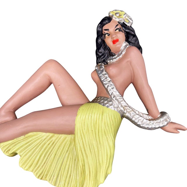 1950s MCM Hawaiian Art Pottery Nude Pin-Up Yellow Hula Girl Wall Sculpture, Pair For Sale - Image 5 of 9