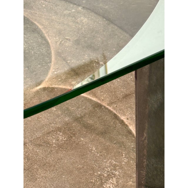 Italian Mid-Century Modern Glass and Metal Coffee Table by G Raimondi, 1970s For Sale In Los Angeles - Image 6 of 9
