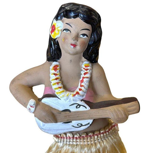 Mid 20th Century "Aloha" Hula GirlCeramic Figurine W/ Ukulele and Red Flowers For Sale In Los Angeles - Image 6 of 6