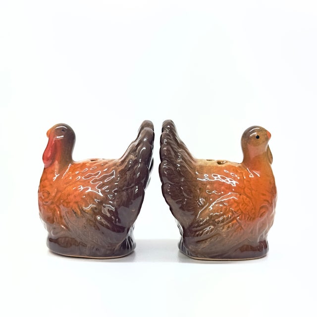 Turkey shakers, group of 2. An eccentric set of brown turkey mid-century ceramic shakers, perfect for your Thanksgiving...
