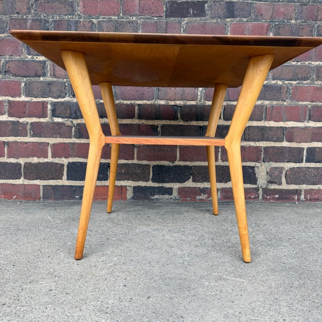 Mid-Century Modern Singer and Sons Mid-Century Modern 2 Tier Boomerang Leg Table For Sale - Image 3 of 12