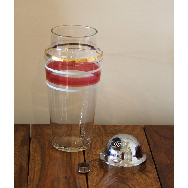 Mid-Century Modern Very Clean, Large, 1940s Glass Cocktail Shaker For Sale - Image 3 of 6