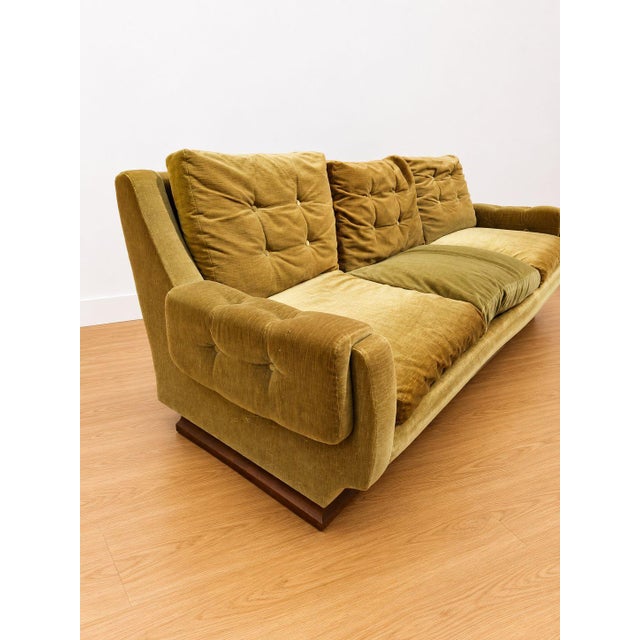 Vintage Green Velvet and Wood Sofa, 1950s For Sale - Image 4 of 7