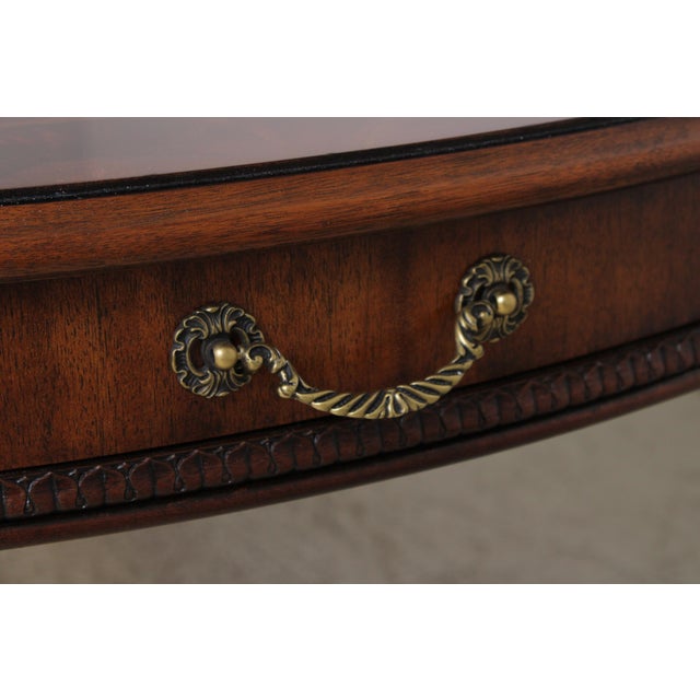 Henredon Georgian Style Mahogany Dining Room Table For Sale - Image 10 of 18