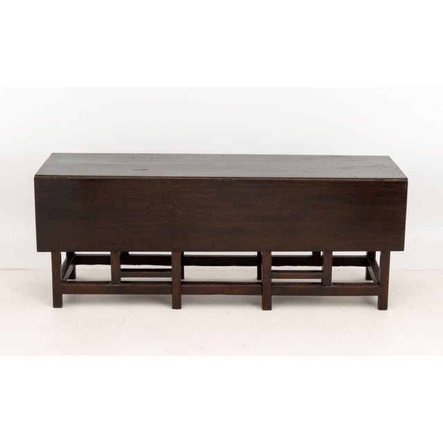 Traditional Georgian Mahogany Gate-Leg Dining Table For Sale - Image 3 of 11