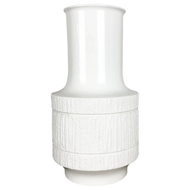 Extra Large German Op Art Porcelain Vase by Richard Scharrer for Thomas, 1970s For Sale - Image 11 of 11