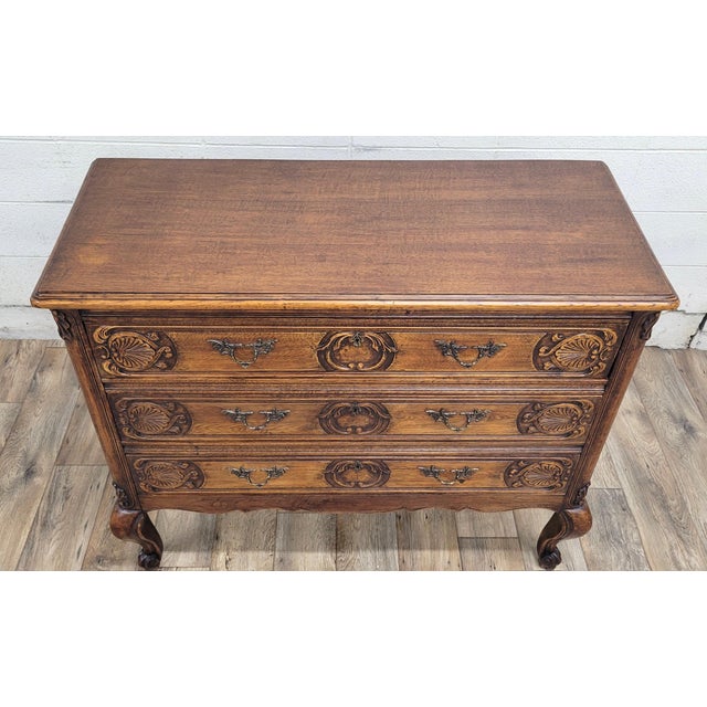 Late 20th Century Vintage French Provincial Louis XV Style Carved Commode Dresser Chest of Drawers For Sale - Image 5 of 12