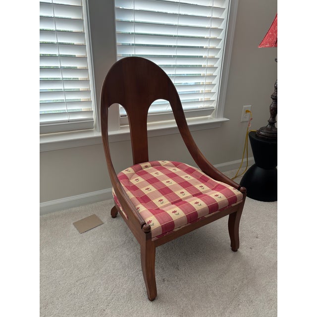 Cinnamon Pair of Mid-Century Modern Spoon-Back Chairs For Sale - Image 8 of 8