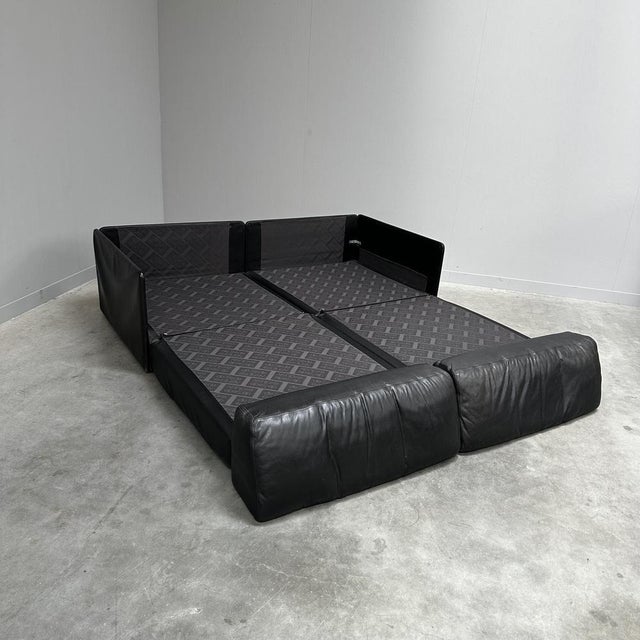 DS-76 Modular Sofa in Black Leather from de Sede, Switzerland, 1970s, Set of 2, in Good conditions. Designed 1970 to 1979...