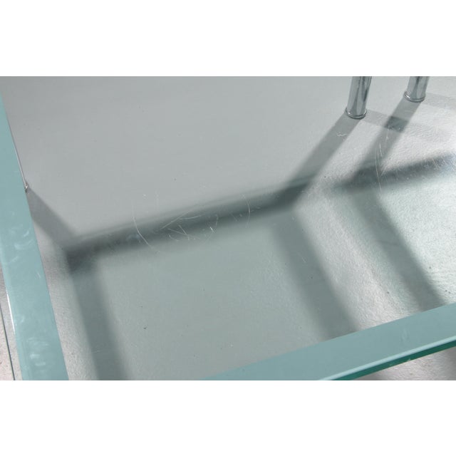 LC-10 Coffee Tables in Light Blue Glass by Le Corbusier for Cassina, 1960s, Set of 2 For Sale - Image 13 of 14