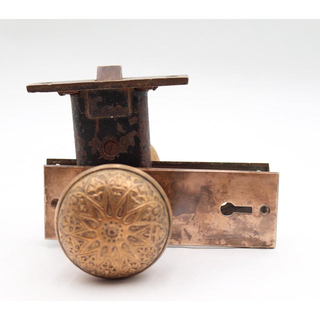 Traditional Antique Lockwood Radial Brass Passage Door Knob Set For Sale - Image 3 of 5