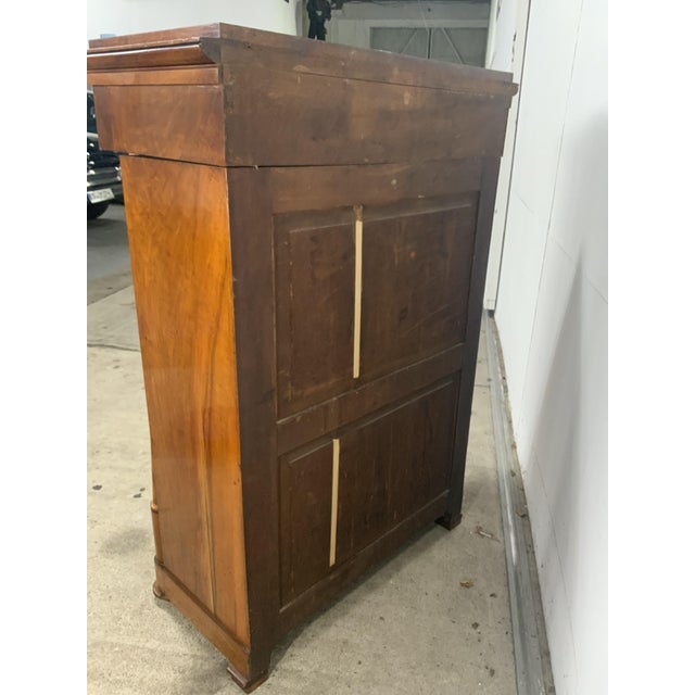 Biedermeier Secretary in Walnut with Full Columns, 1820s For Sale - Image 13 of 18